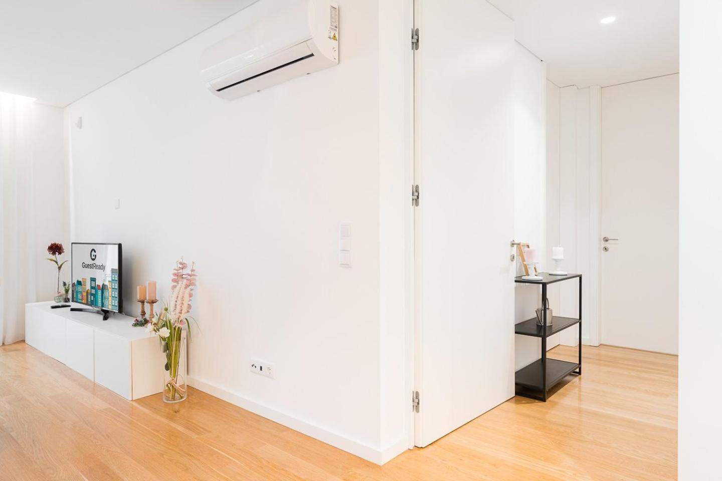 וילה נובה דה גאיה Guestready - Amazing Modern Home Near The Beach מראה חיצוני תמונה