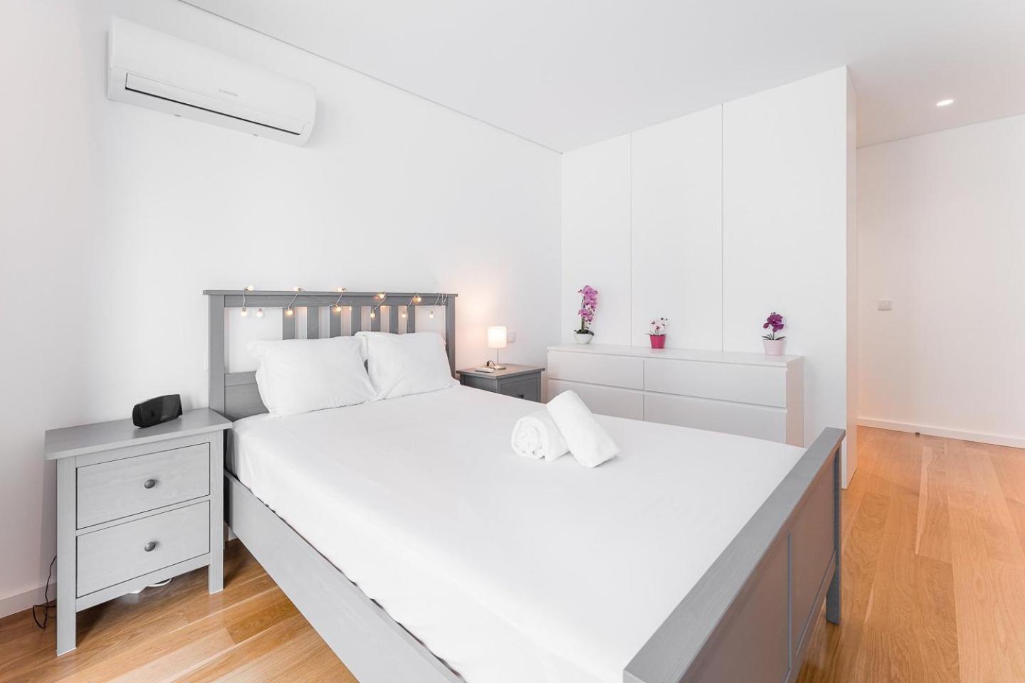 וילה נובה דה גאיה Guestready - Amazing Modern Home Near The Beach מראה חיצוני תמונה